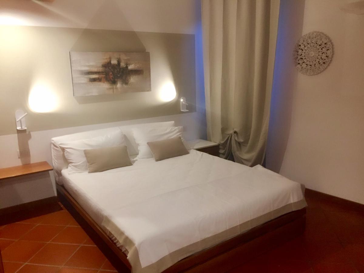 Marie Rose Luxury B&B&Apartment Desenzano del Garda Exterior foto