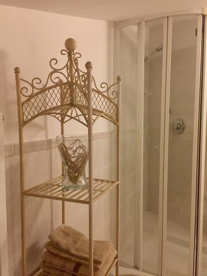 Marie Rose Luxury B&B&Apartment Desenzano del Garda Exterior foto